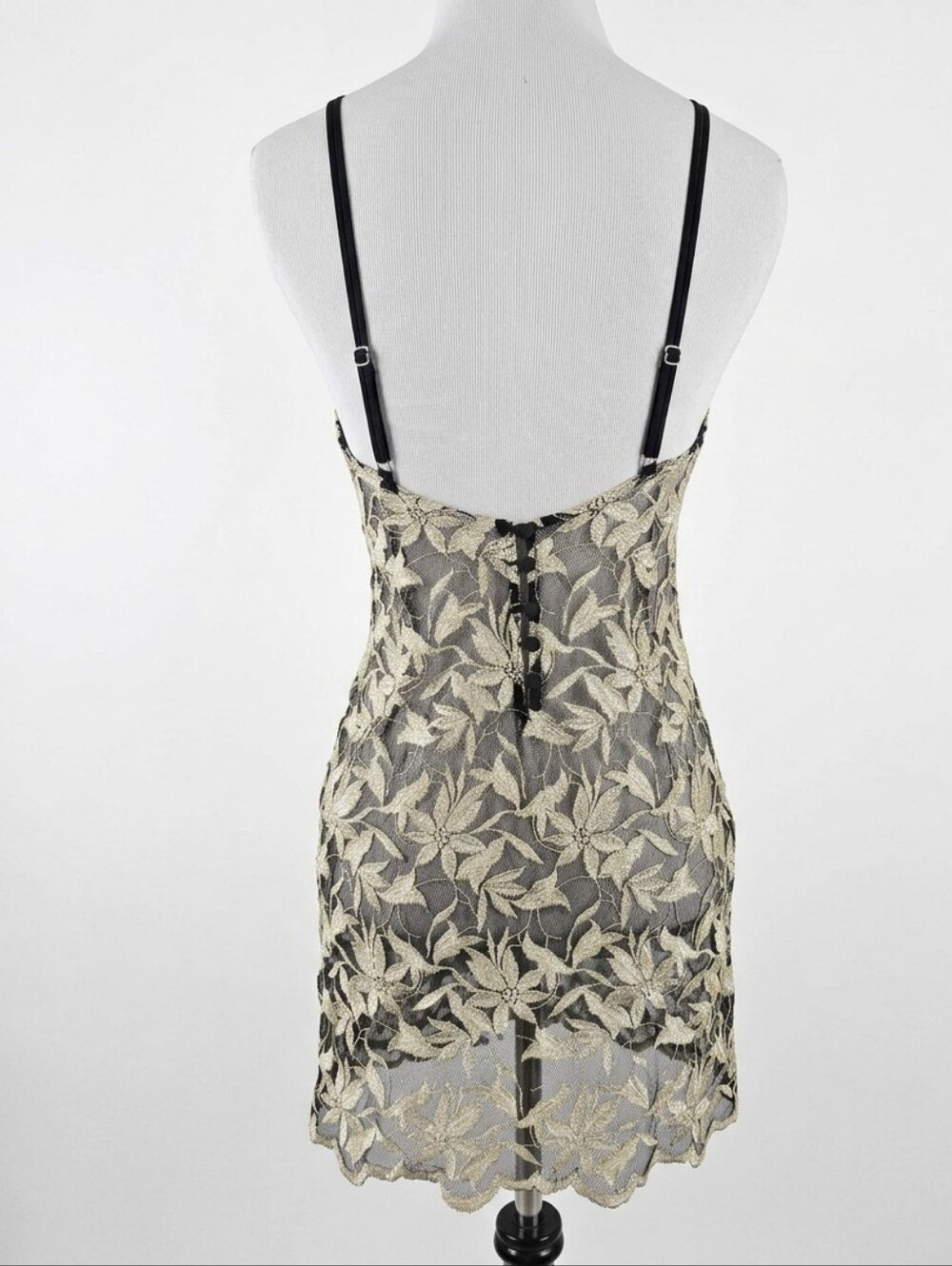 Vintage Victoria's Secret Peekaboo Embroidered Chemise - Picture 3 of 8